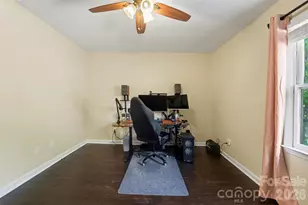 7443 Newmans Ln, Charlotte, NC 28270 - Photo 23
