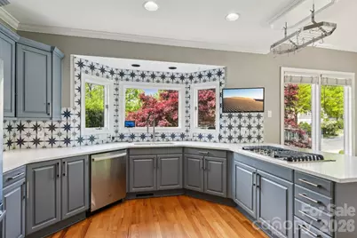 16201 Woolwine Road, Charlotte, NC 28278 - Photo 11