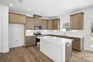 14022 Steller St, Charlotte, NC 28269 - Photo 9