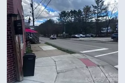 7 N Mitchell Avenue, Bakersville, NC 28705 - Photo 27