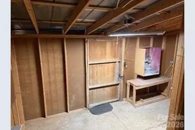 7 N Mitchell Avenue, Bakersville, NC 28705 - Photo 17