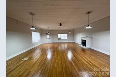 7 N Mitchell Avenue, Bakersville, NC 28705 - Photo 5