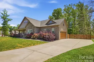 2008 McCollum Oaks Ln, Monroe, NC 28110 - Photo 3