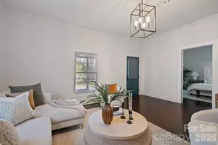 101 Fairview St, Clover, SC 29710 - Photo 5