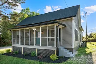 101 Fairview St, Clover, SC 29710 - Photo 1