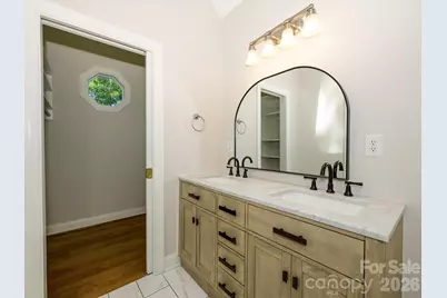 1929 Mecklenburg Avenue, Charlotte, NC 28205 - Photo 21