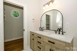 1929 Mecklenburg Ave, Charlotte, NC 28205 - Photo 21
