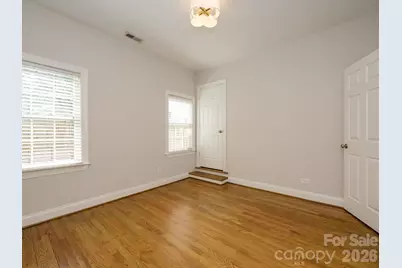1929 Mecklenburg Avenue, Charlotte, NC 28205 - Photo 15