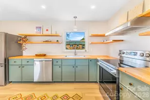 11 Clinton St, Weaverville, NC 28787 - Photo 13