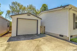 233 4th St, Waynesville, NC 28786 - Photo 5