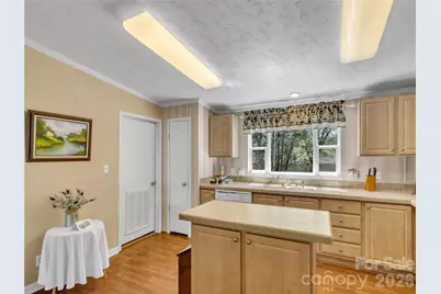 233 Fourth Street, Waynesville, NC 28786 - Photo 15