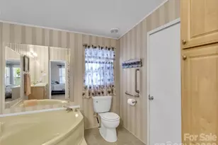 233 4th St, Waynesville, NC 28786 - Photo 21