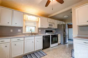 703 Dellinger Rd, Shelby, NC 28152 - Photo 3