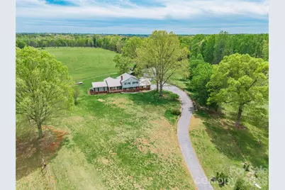 161 Springdale Lane, Cowpens, SC 29330 - Photo 1