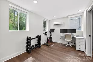 1226 Mockingbird Ln, Charlotte, NC 28209 - Photo 35