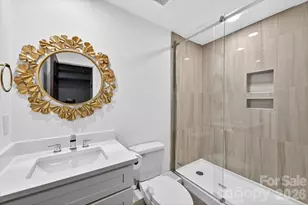 1226 Mockingbird Ln, Charlotte, NC 28209 - Photo 39