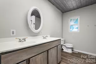 1604 4th St NE, Hickory, NC 28601 - Photo 23