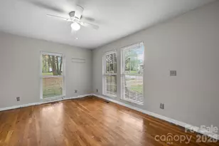 1604 4th St NE, Hickory, NC 28601 - Photo 27