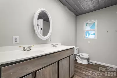 1604 4th Street NE, Hickory, NC 28601 - Photo 21