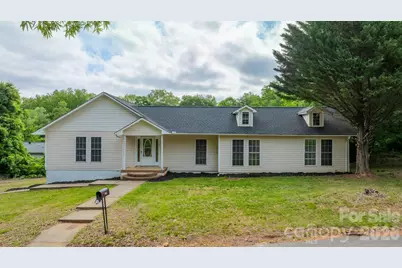 1604 4th Street NE, Hickory, NC 28601 - Photo 35