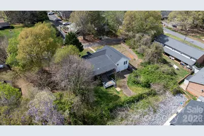 1604 4th Street NE, Hickory, NC 28601 - Photo 43