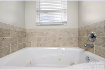 1604 4th Street NE, Hickory, NC 28601 - Photo 19
