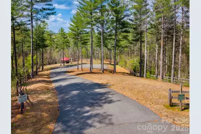 3175 Peninsula Pointe Drive NW, Valdese, NC 28690 - Photo 11