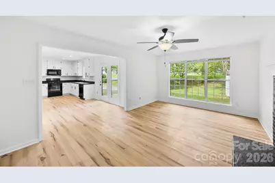 8413 Woodford Bridge Drive, Charlotte, NC 28216 - Photo 9