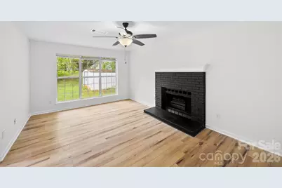 8413 Woodford Bridge Drive, Charlotte, NC 28216 - Photo 7