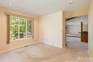 504 Crooked Creek Rd, Hendersonville, NC 28739 - Photo 13