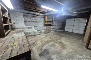 543 Allen St, Troy, NC 27371 - Photo 25