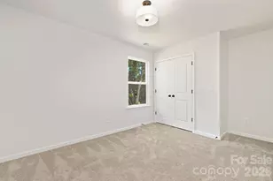 3009 Sloan Dr, Charlotte, NC 28208 - Photo 11