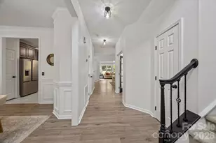 1317 Shimmer Light Cir, Rock Hill, SC 29732 - Photo 3