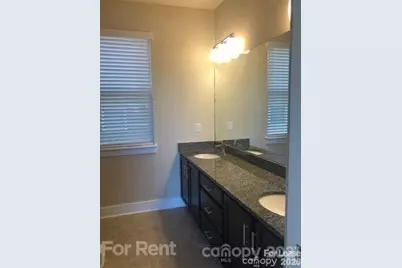 951 Warren Burgess Lane, Charlotte, NC 28205 - Photo 7