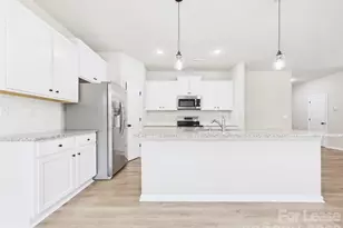 9058 Stoney Waters Ct, Charlotte, NC 28215 - Photo 5