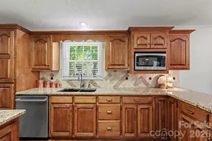 2115 Candlewood Dr NW, Concord, NC 28027 - Photo 11