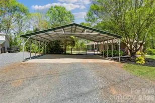 3654 S Dobys Bridge Rd, Fort Mill, SC 29715 - Photo 3