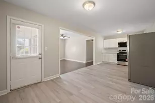 140 Nila Dawn Ave, Gastonia, NC 28052 - Photo 7