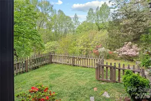 100 Woodmere Dr, Columbus, NC 28722 - Photo 9