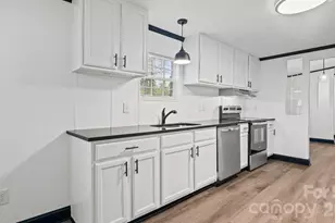 2913 Crystal Dr, Midland, NC 28107 - Photo 13