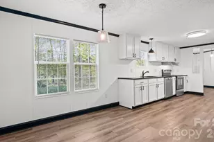 2913 Crystal Dr, Midland, NC 28107 - Photo 9