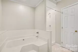 8412 Terra Cotta Dr, Charlotte, NC 28215 - Photo 13