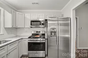 8412 Terra Cotta Dr, Charlotte, NC 28215 - Photo 9