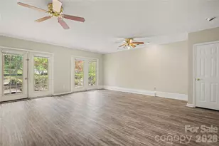 8412 Terra Cotta Dr, Charlotte, NC 28215 - Photo 7