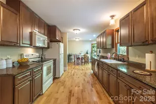 219 Sandalwood Dr, Whittier, NC 28789 - Photo 13