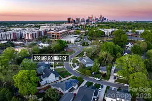 328 Melbourne Ct, Charlotte, NC 28209 - Photo 3