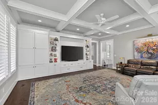328 Melbourne Ct, Charlotte, NC 28209 - Photo 21