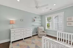328 Melbourne Ct, Charlotte, NC 28209 - Photo 39