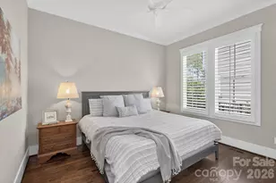 328 Melbourne Ct, Charlotte, NC 28209 - Photo 23