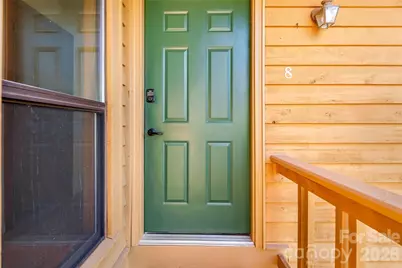 521 Courtwood Lane #8, Hendersonville, NC 28739 - Photo 5